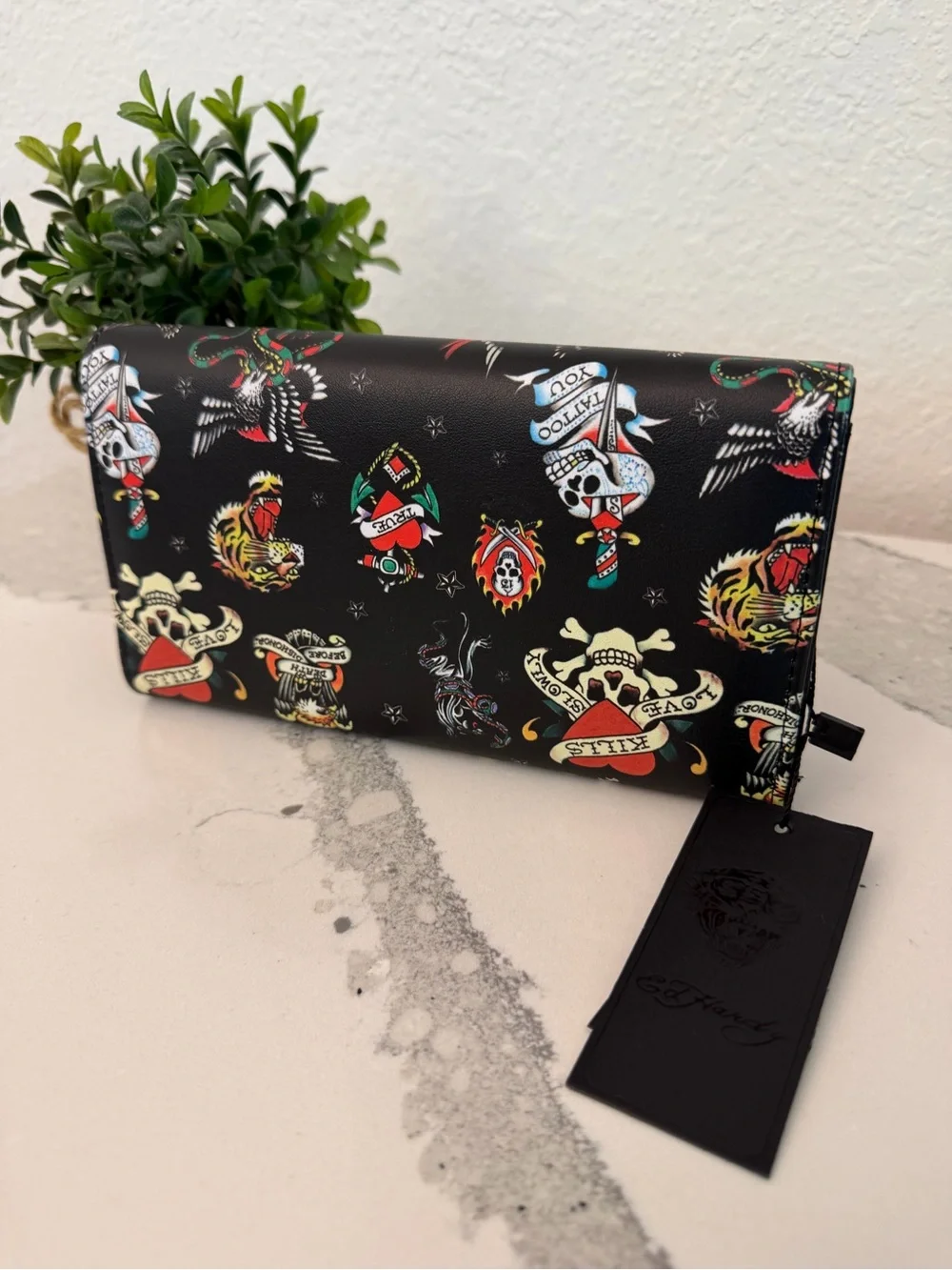 ED HARDY Black Skull Tattoo Women's Wallet NWT - Picture 4 of 5